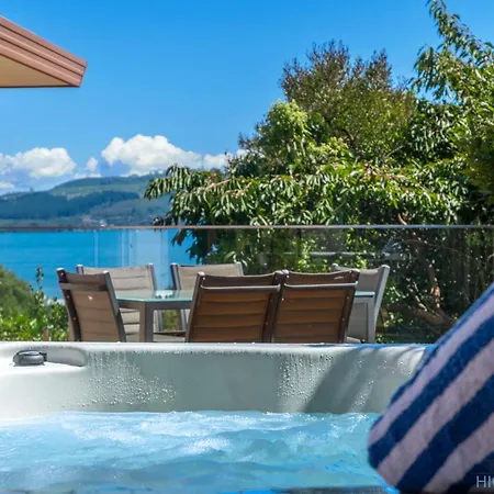 Tui Lookout - Spa Pool & Lake Views Taupo Exterior photo
