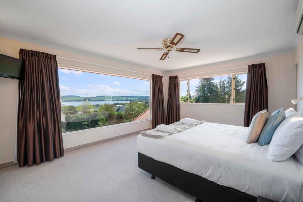 Tui Lookout - Pool & Views Taupo