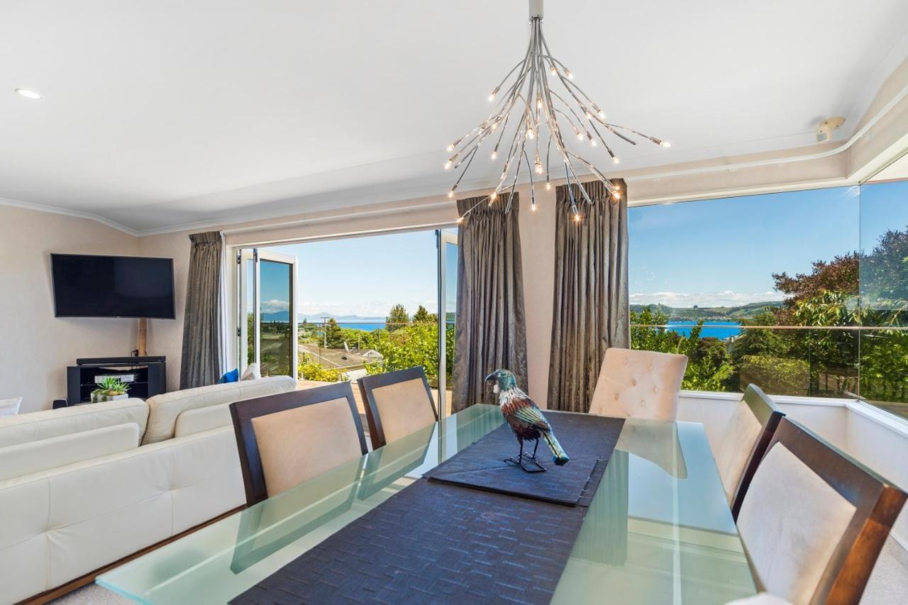 Tui Lookout - Pool & Views